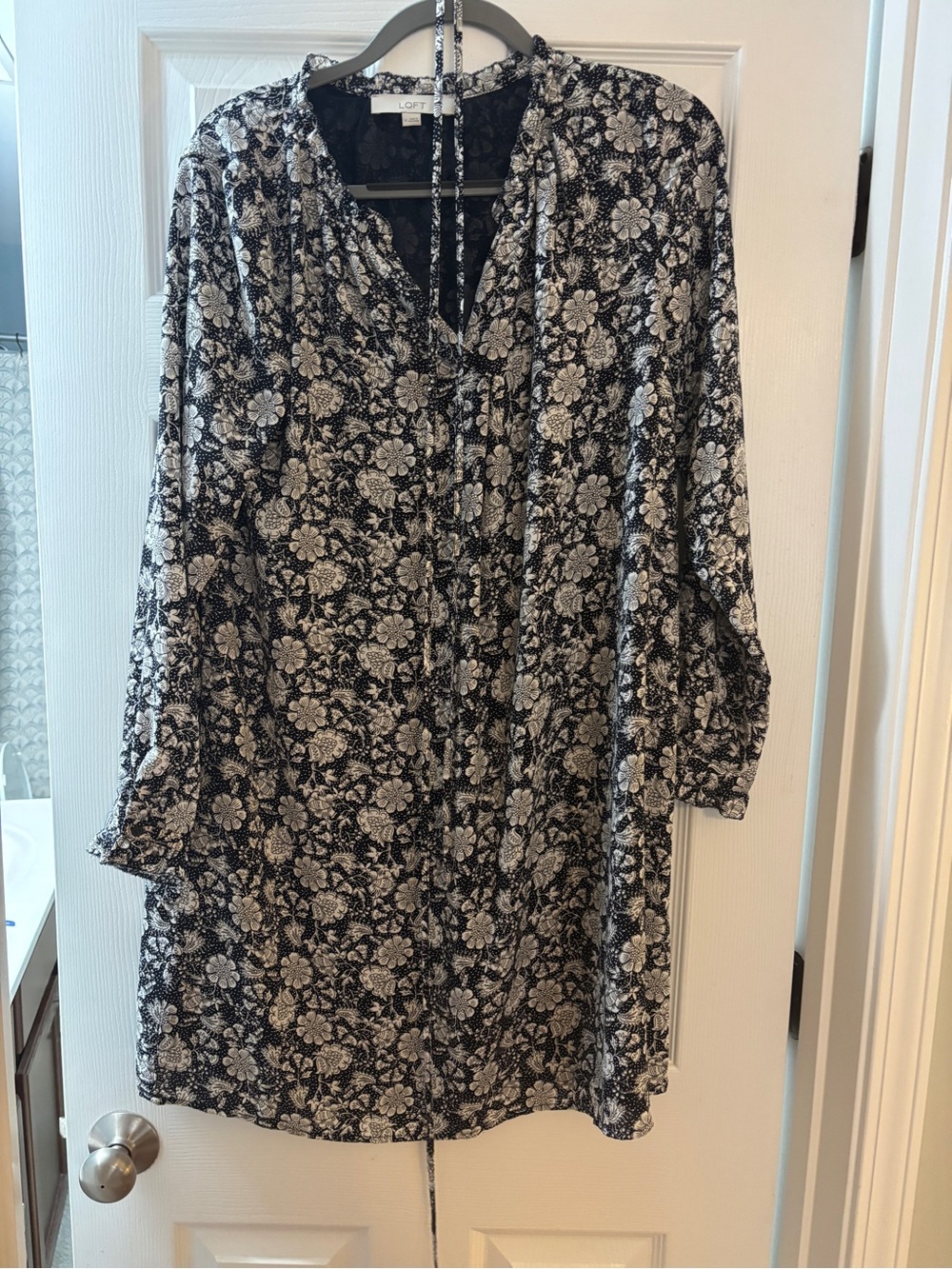 LOFT Black & White Floral Tunic Dress